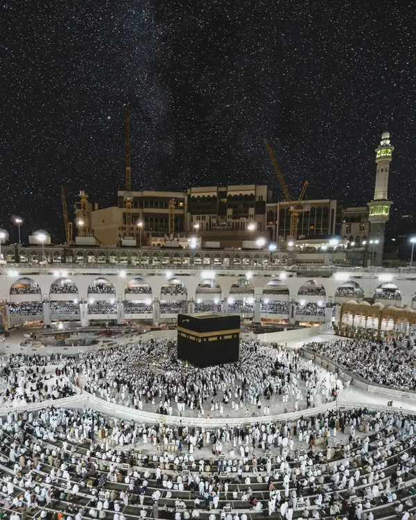 Masjid al-Haram in Makkah illuminated at night